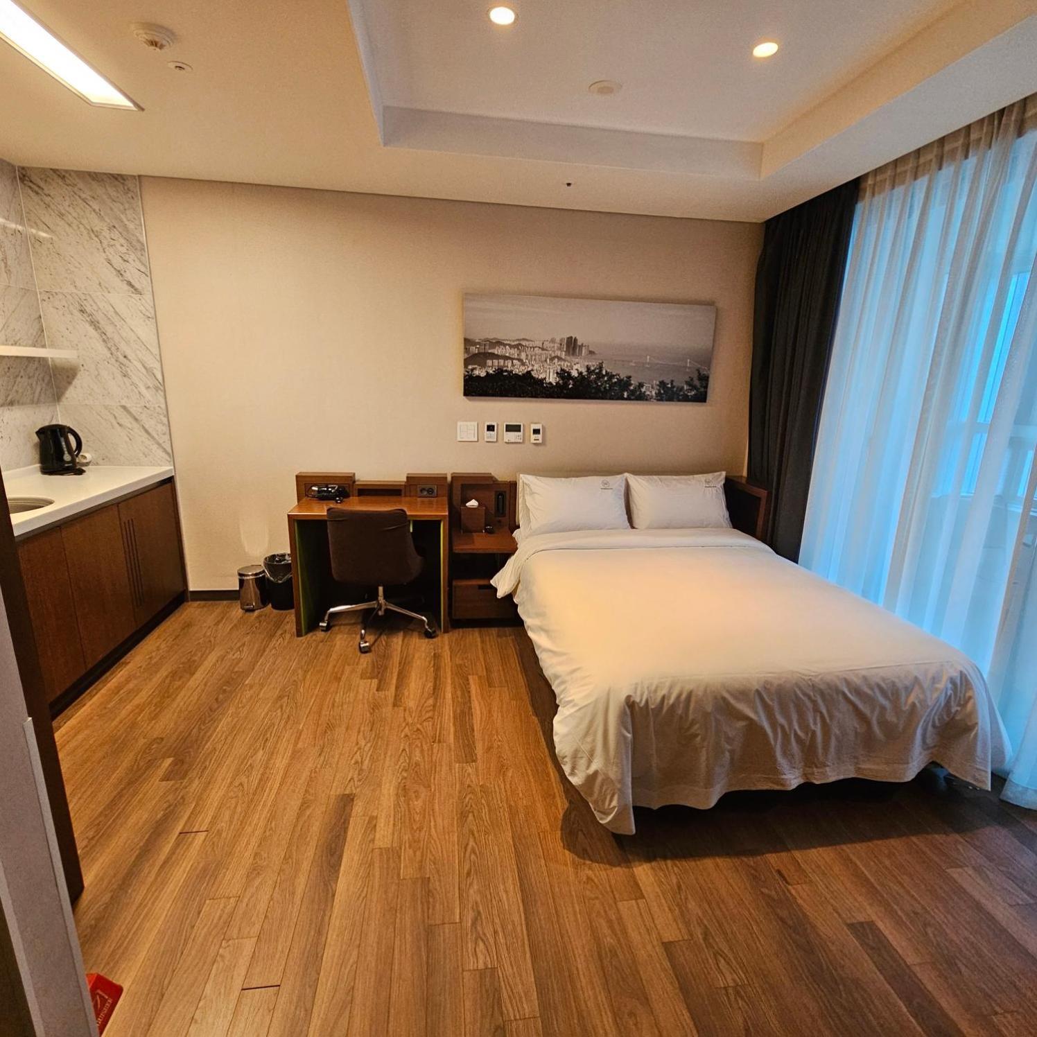 W Residence Hotel Busan Buitenkant foto